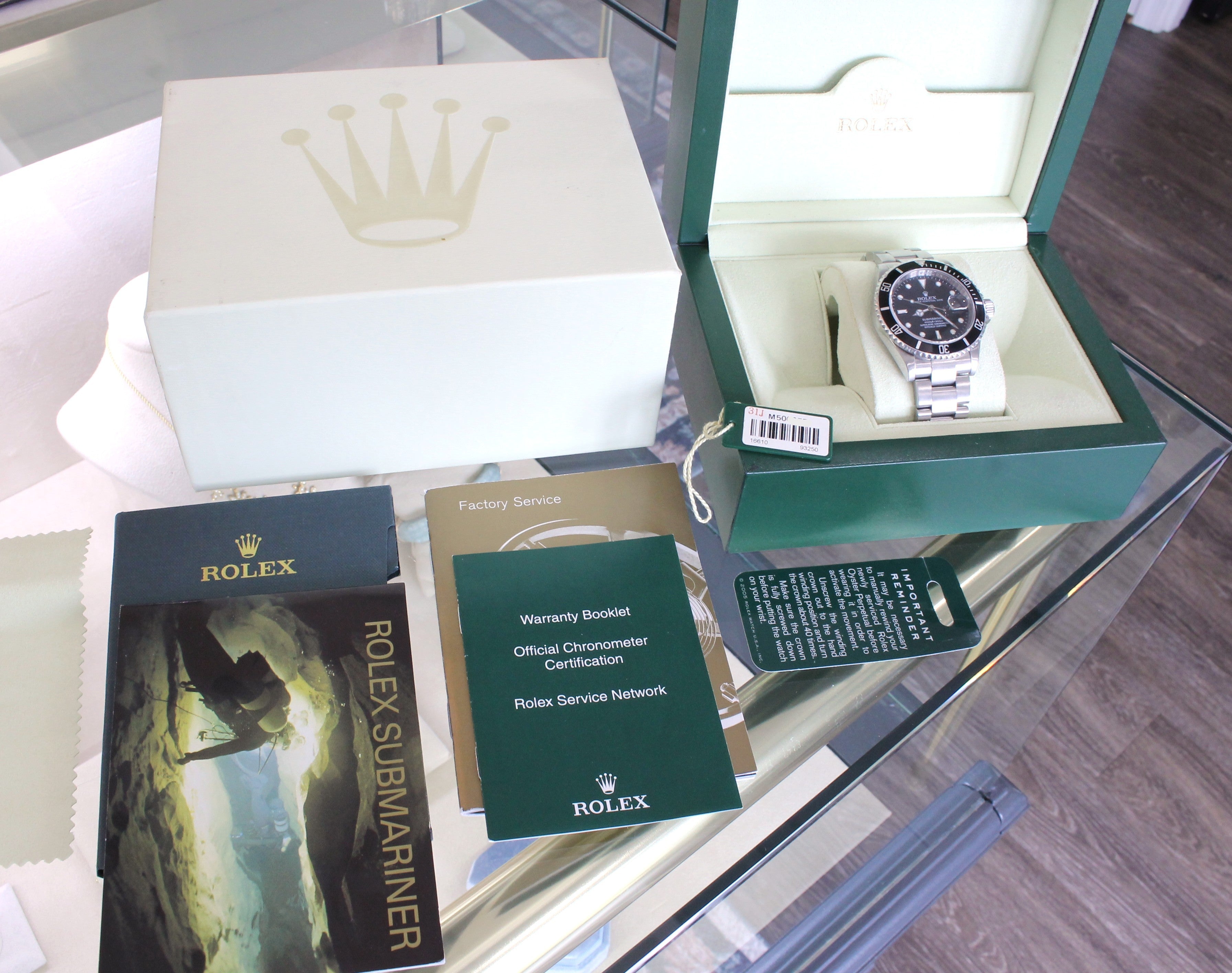 Light Gray 2008 Rolex Submariner 16610 Stainless Steel Mens Divers Watch "M" Serial Box Tag