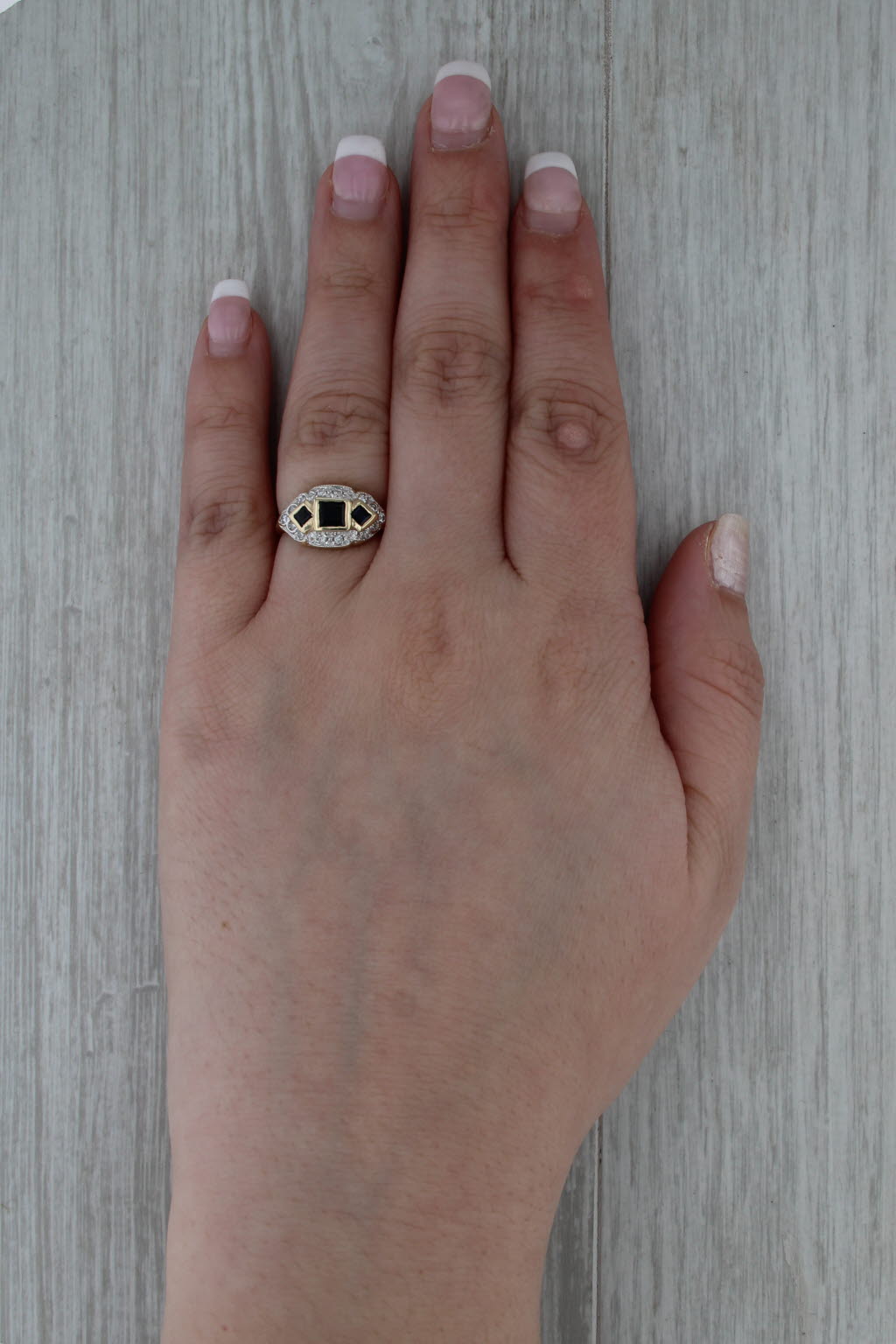 0.75ctw Blue 3-Stone Sapphire Diamond Halo Ring 10k Yellow Gold Size 6