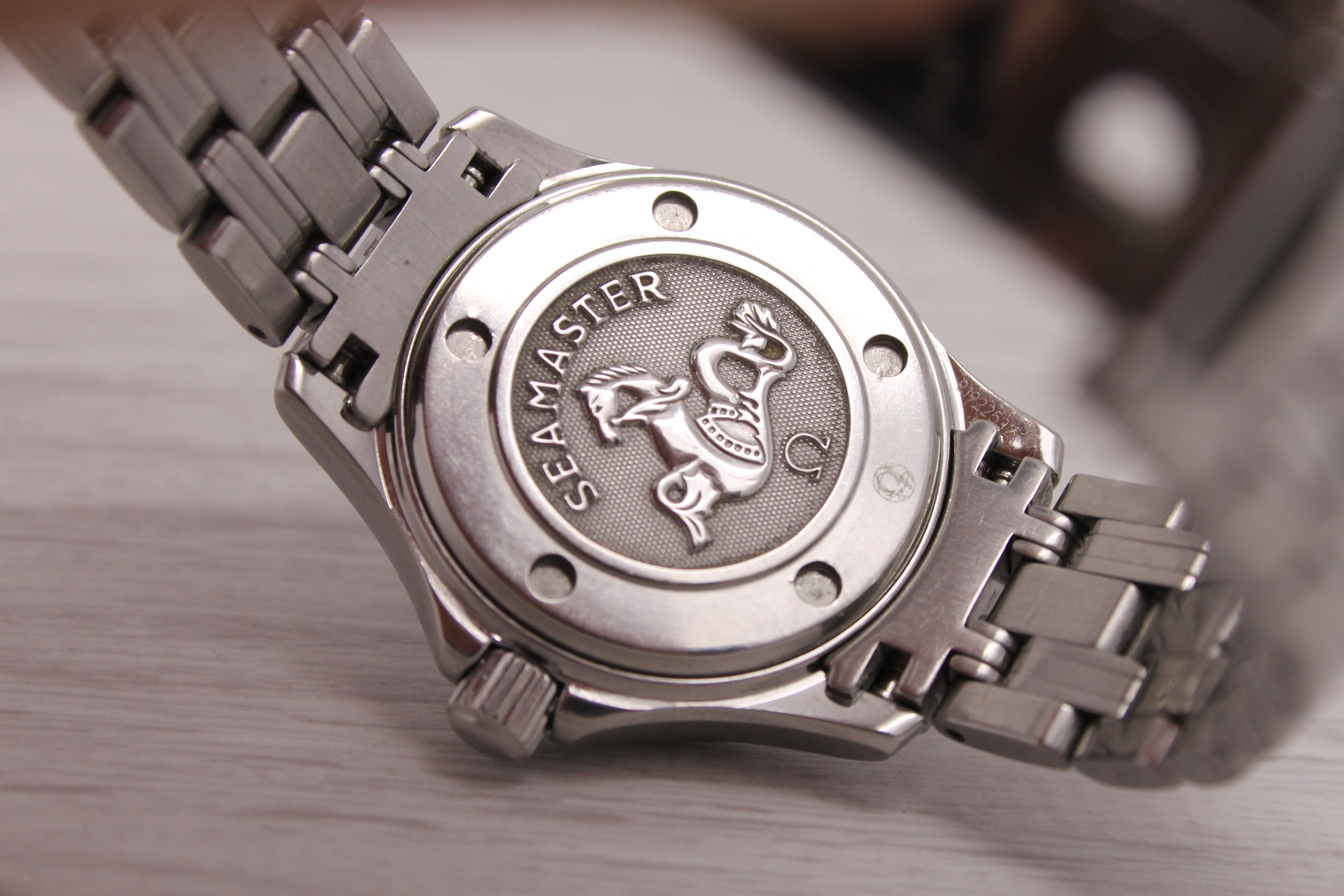 Light Slate Gray Omega Seamaster Professional Ladies 29mm Steel Quartz Divers Watch Black Wave