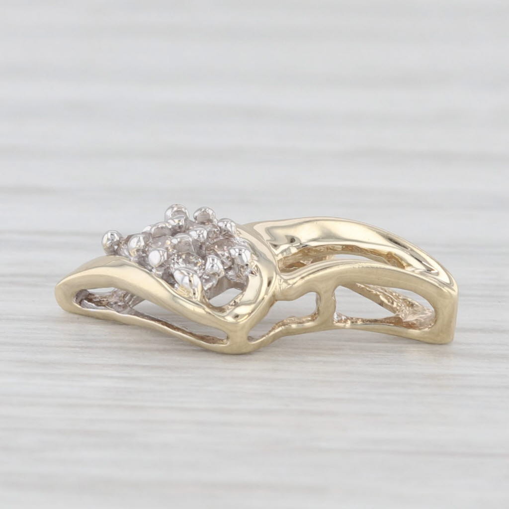 Light Gray 0.12ctw Diamond Cluster Drop Pendant 10k Yellow Gold