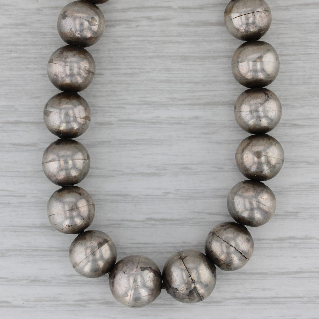 Dark Gray Vintage Navajo Pearls Necklace Sterling Silver Tapering Beads 14.5"