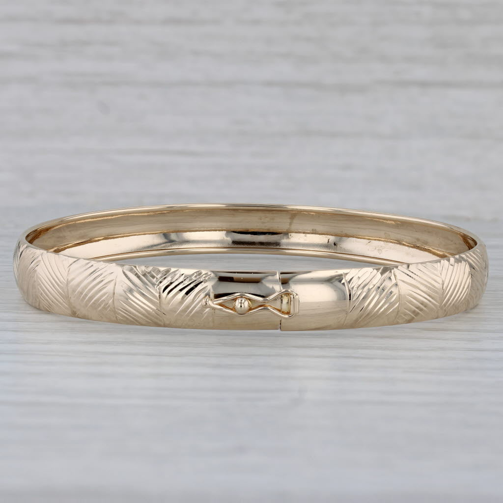 Gray Etched Pattern Bangle Bracelet 14k Yellow Gold 7.25" 8.5mm