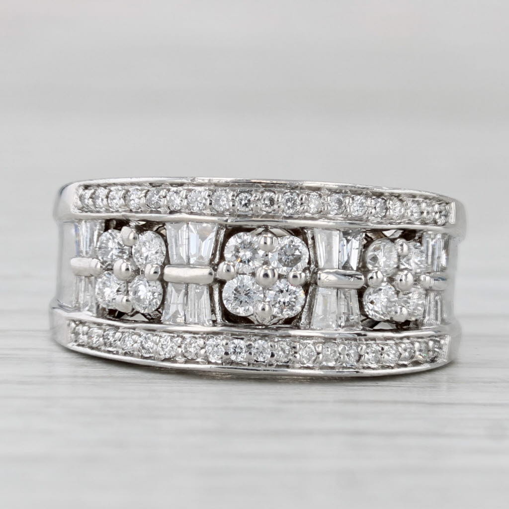 Light Gray 0.69ctw Diamond Flowers Ring 14k White Gold Size 5.25 Cocktail