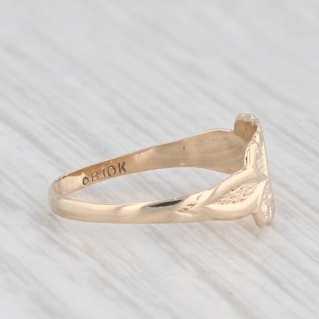 Light Gray Vintage Engraved Letter Initial P Signet Ring 10k Yellow Gold Small Baby Size