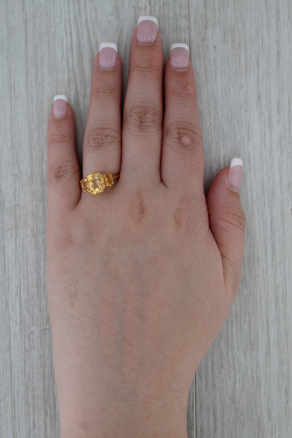 3.15ctw Oval Citrine 3-Stone Ring 14k Yellow Gold Size 8.25