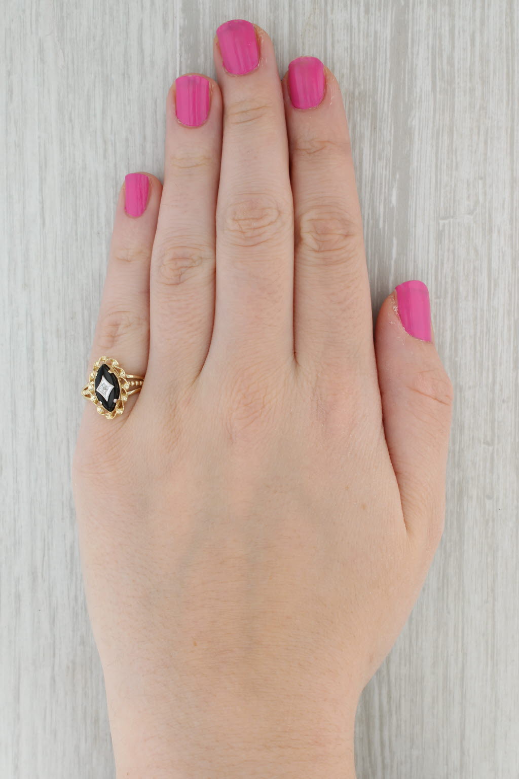 Gray Onyx Diamond Signet Ring 10k Yellow Gold Size 6 Vintage
