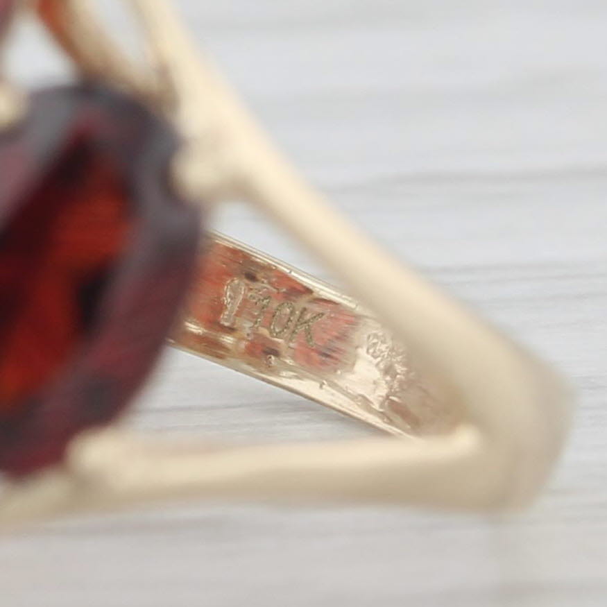 Light Gray 8.40ctw Garnet Cluster Ring 10k Yellow Gold Size 6.25 Cocktail