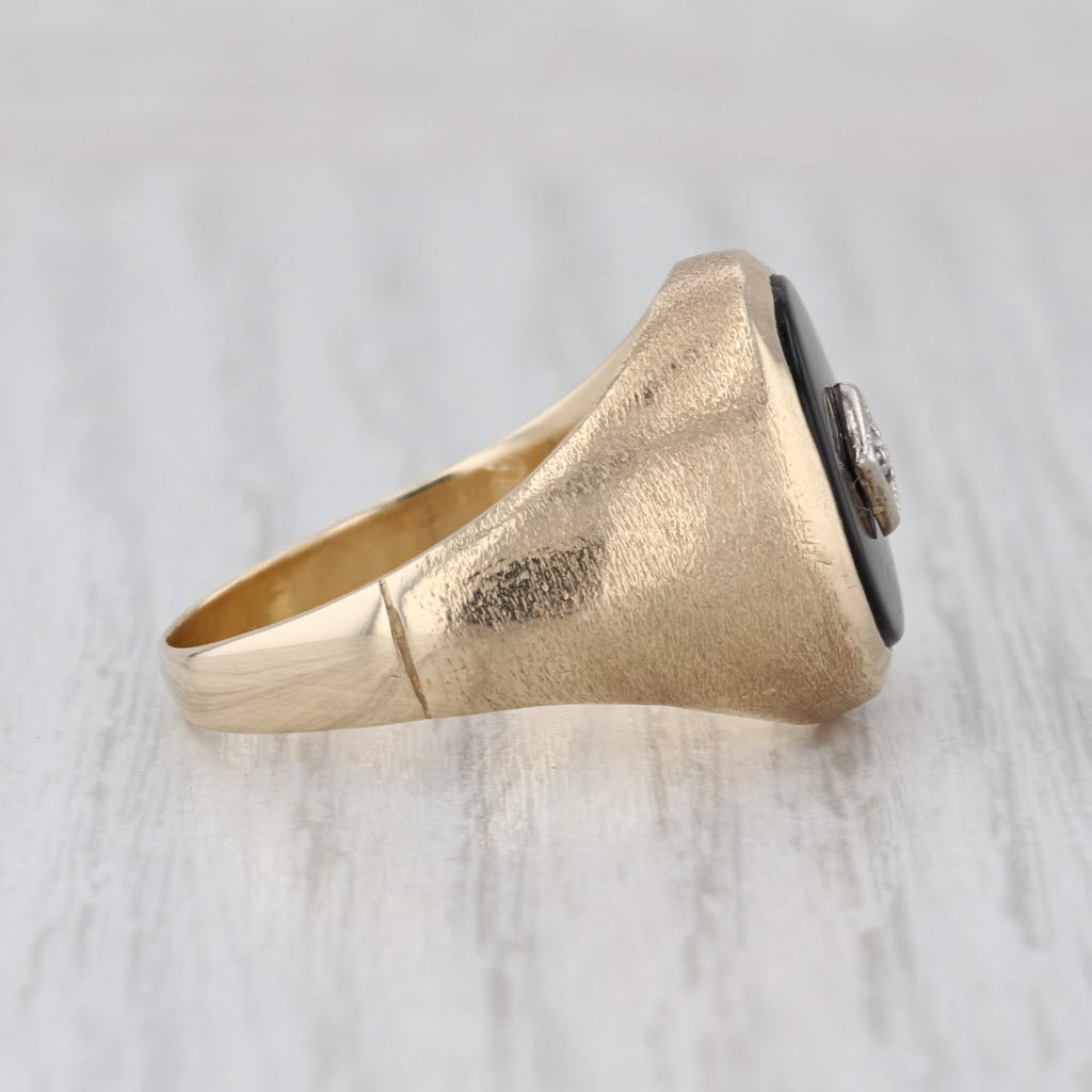 Vintage Men's Onyx Diamond Signet Ring 10k Yellow Gold Size 10.25