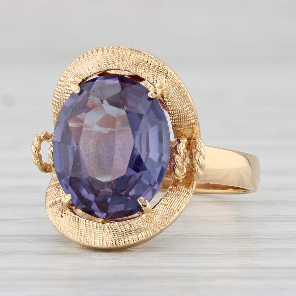 Light Gray Lab Created Purple Sapphire Ring 18k Yellow Gold Size 6.25 Oval Solitaire