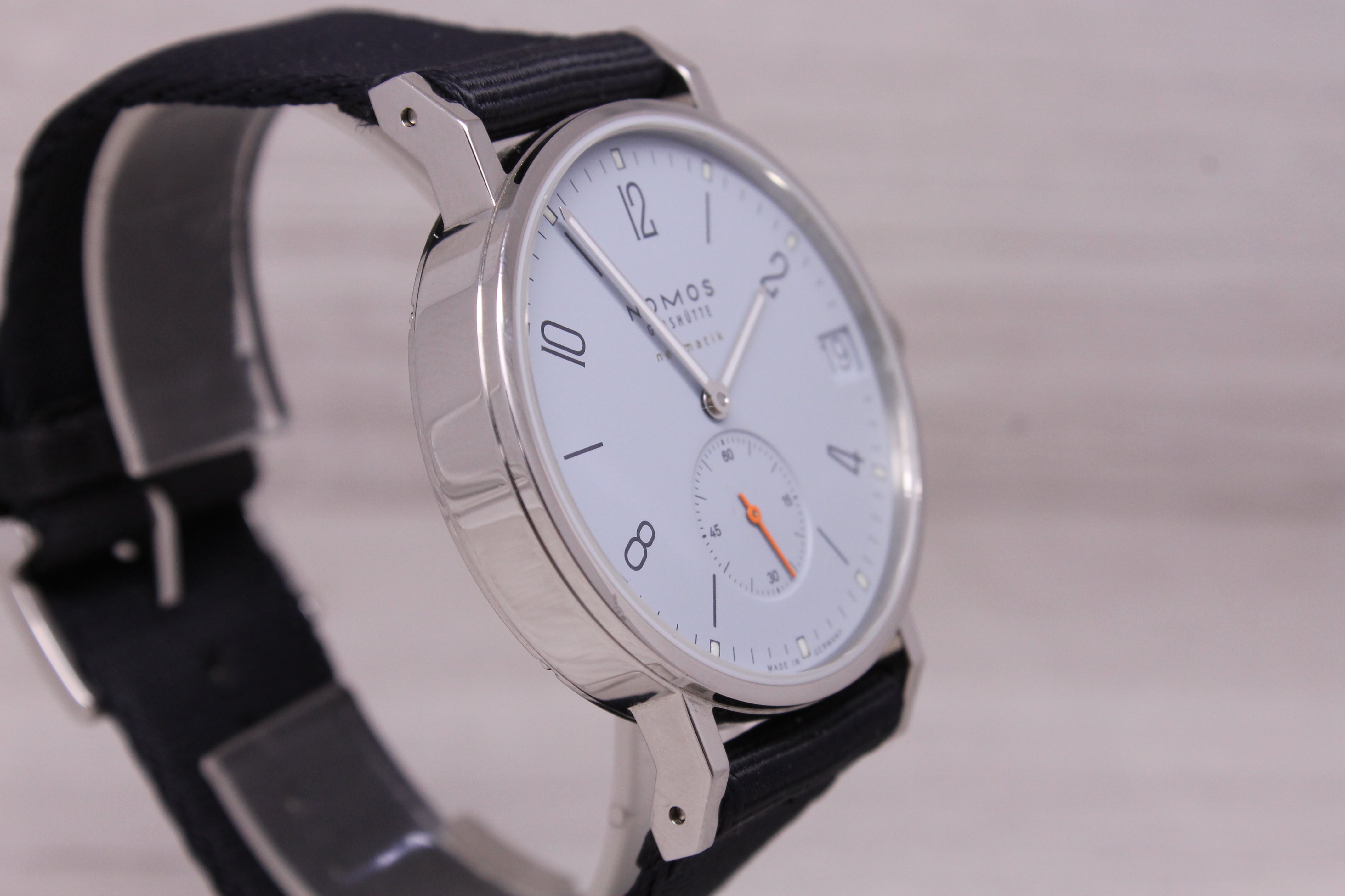 Nomos Glashutte Ahoi Neomatik 38 Date Sky Mens Steel Automatic Watch w/ Box