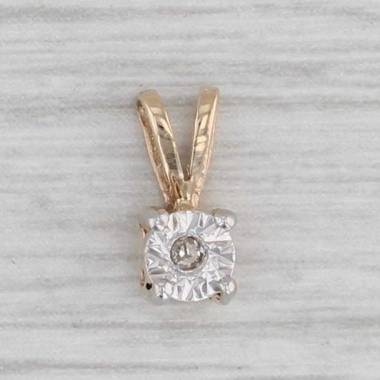 Gray Small Diamond Solitaire Drop Pendant 10k Yellow Gold