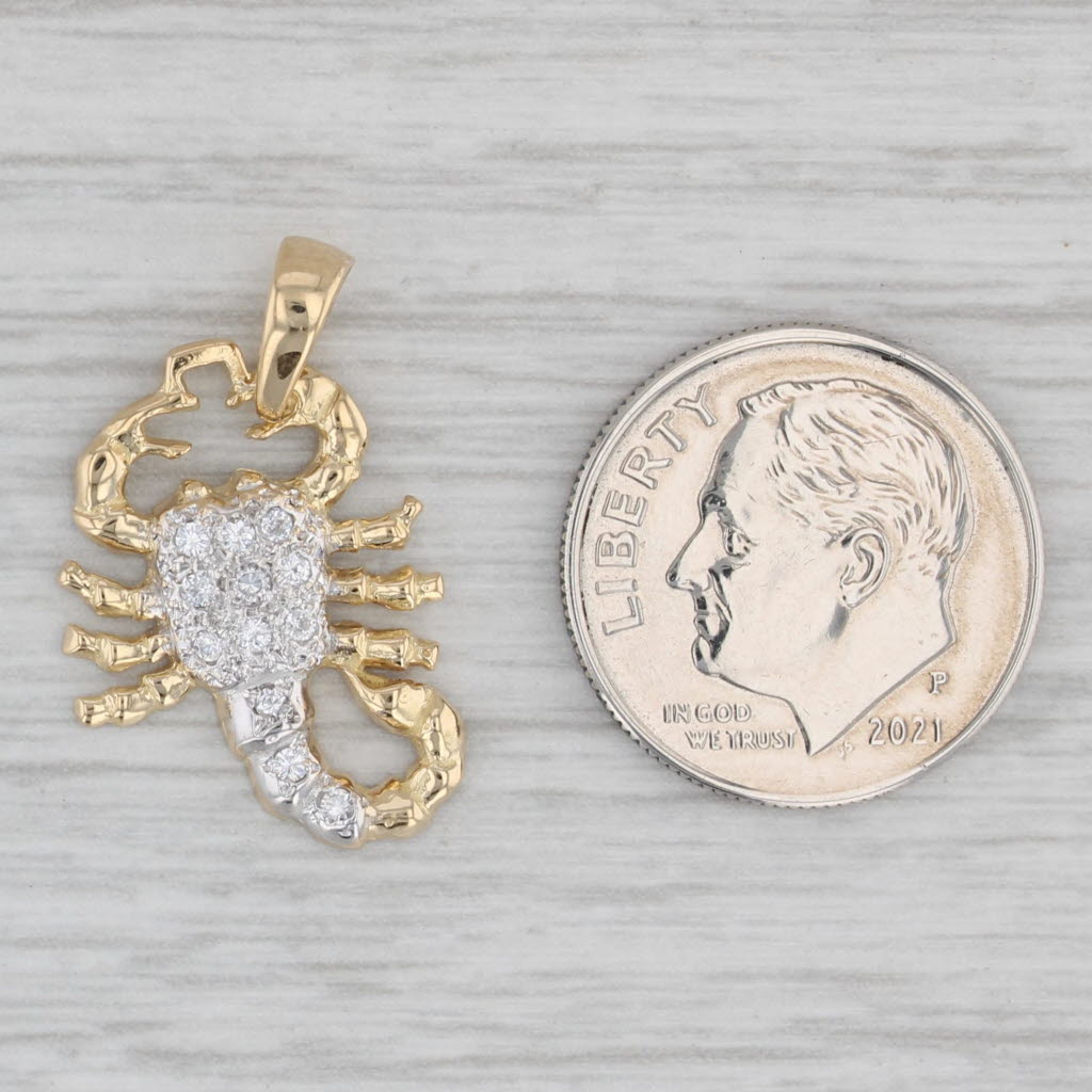 Gray Cubic Zirconia Scorpion Pendant 18k Yellow Gold Small Drop