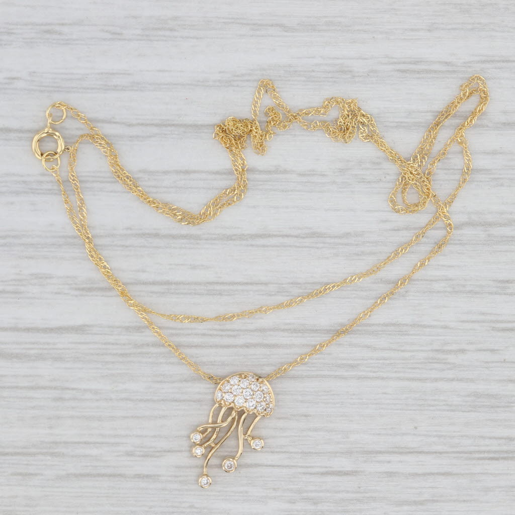 Light Gray New 0.13ctw Diamond Moving Jelly Fish Pendant Necklace 14k Yellow Gold 18"
