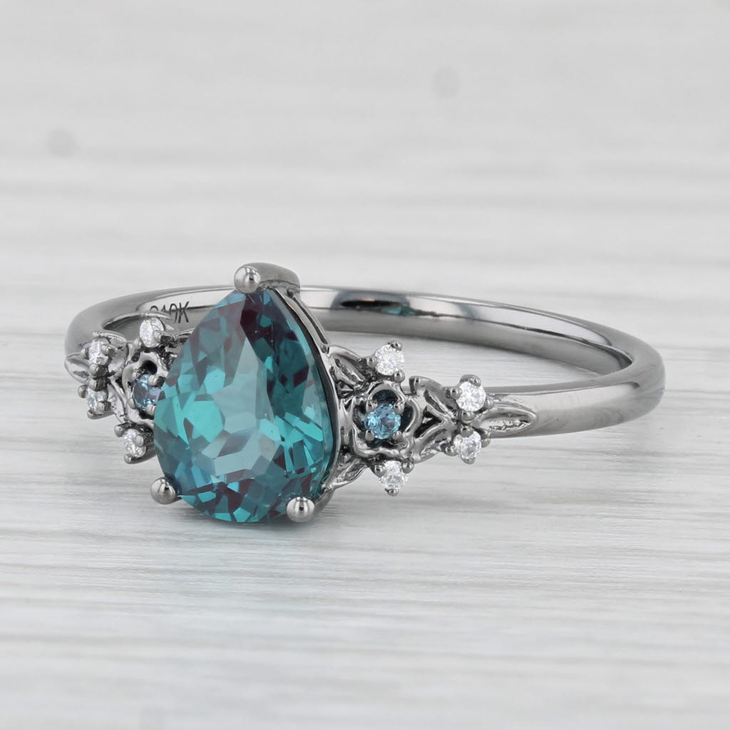 Light Gray 1.52ctw Teal Lab Created Alexandrite Cubic Zirconia Ring 10k White Gold Sz 8