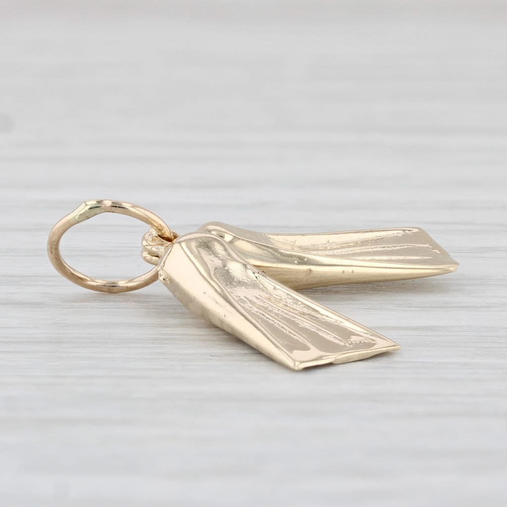 Light Gray Vintage Diving Snorkeling Flippers Charm 14k Yellow Gold Nautical Pendant