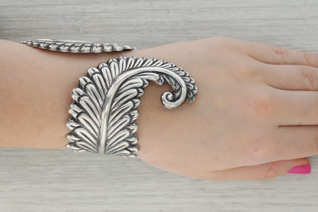 Dark Gray Large Vintage Ornate Leaf Cuff Bracelet Sterling Silver Mexico Bypass Clamper