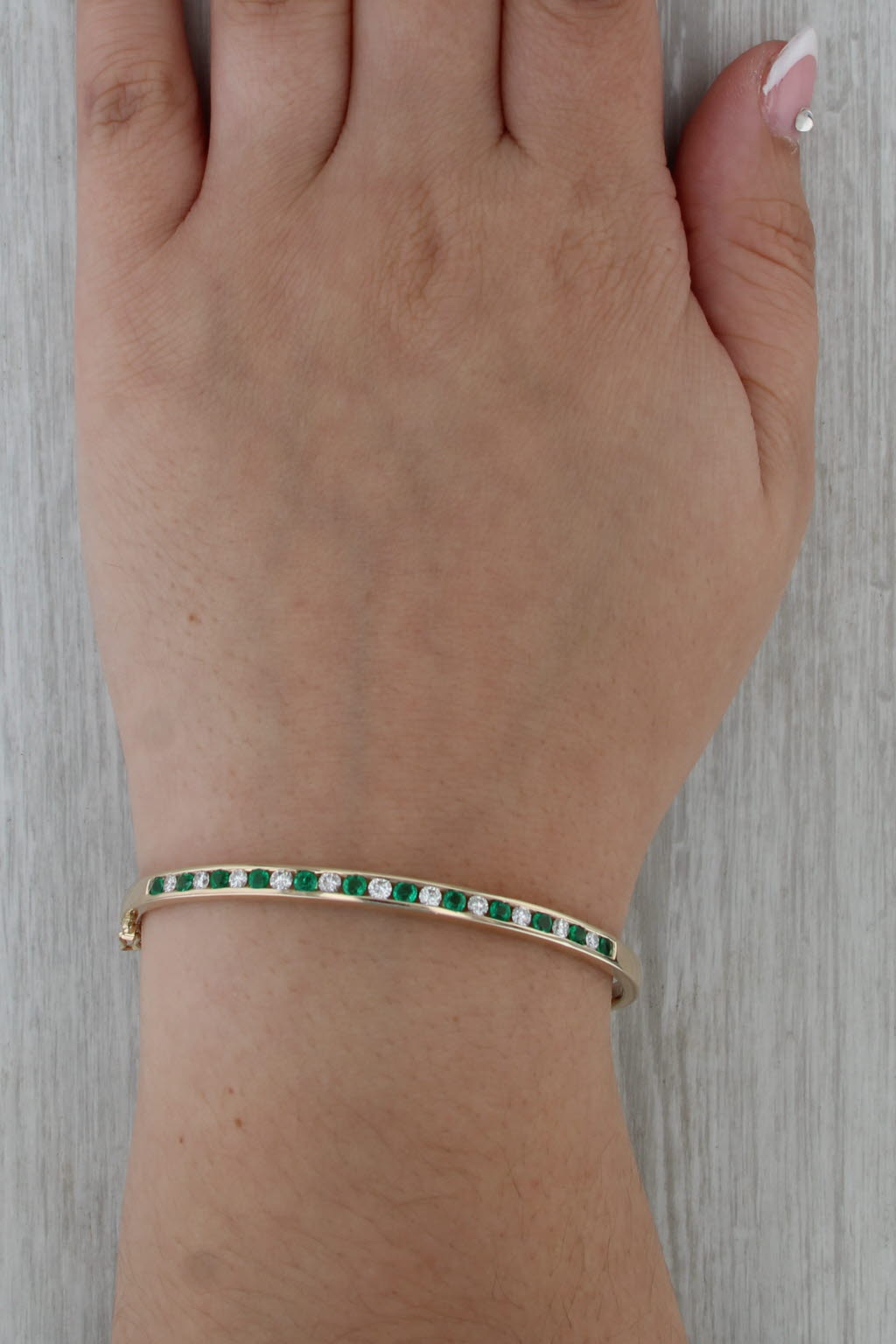 1.28ctw Emerald Diamond Bangle Bracelet 14k Yellow Gold 6.75" Hinged