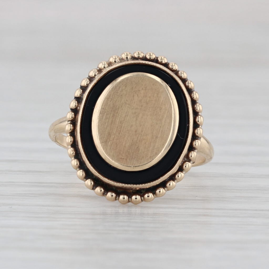 Vintage Engravable Oval Signet Ring Onyx 10k Yellow Gold Size 6.25