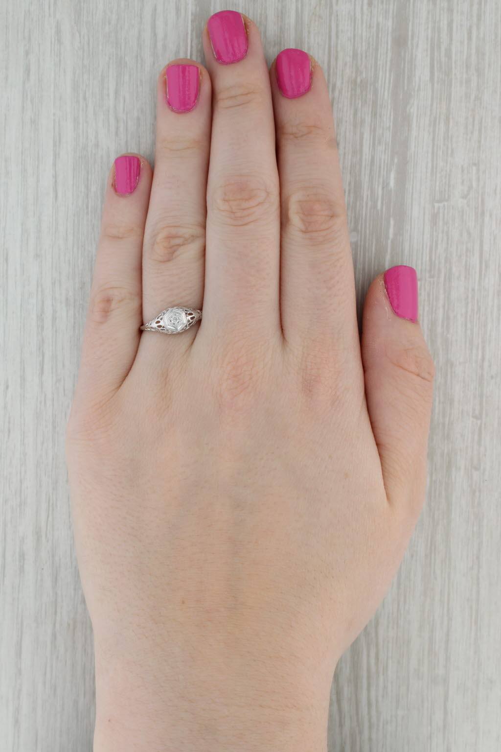 Dark Gray Vintage Filigree Diamond Solitaire Ring 18k White Gold Size 8