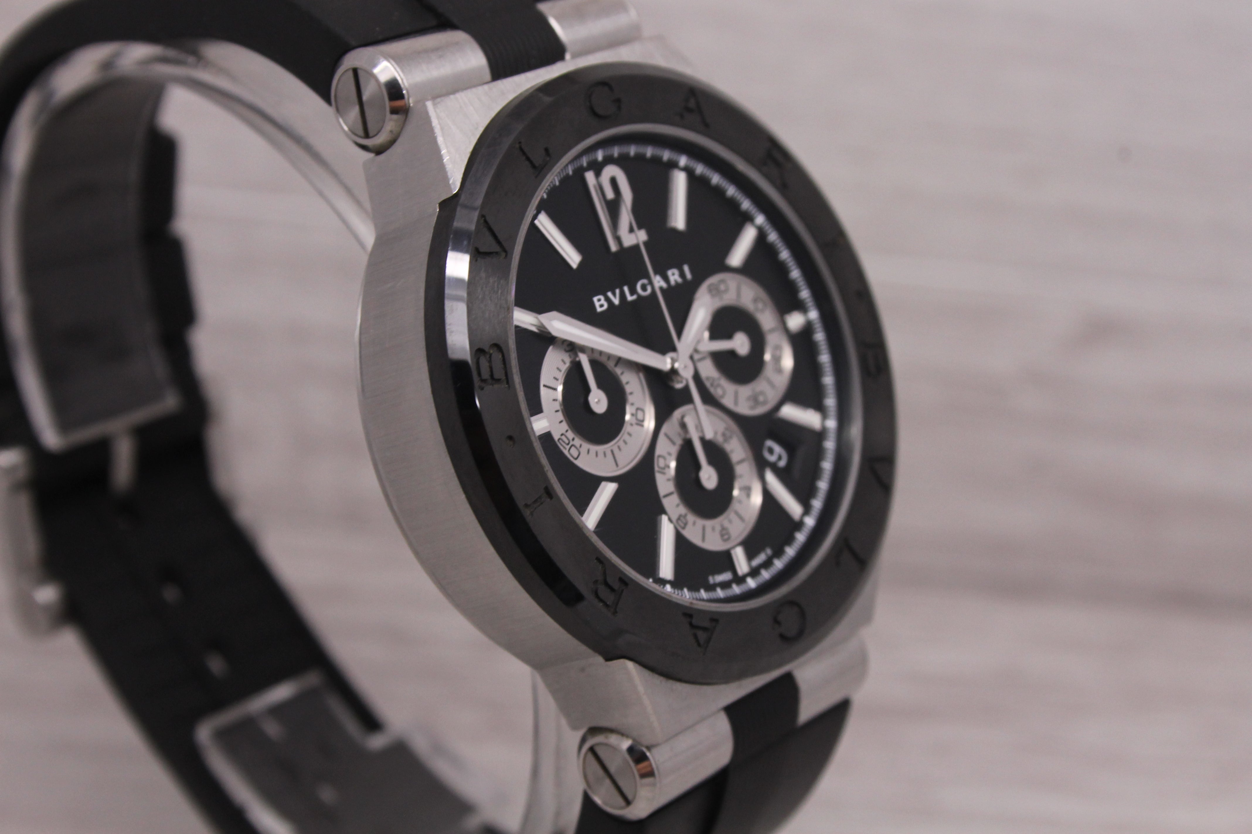 Rosy Brown Bvlgari Diagono Mens 42mm Steel Automatic Chronograph Watch Box Card Manuals