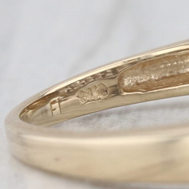 0.28ctw Diamond Pyramid Rooftop Ring 14k White Yellow Gold Size 6