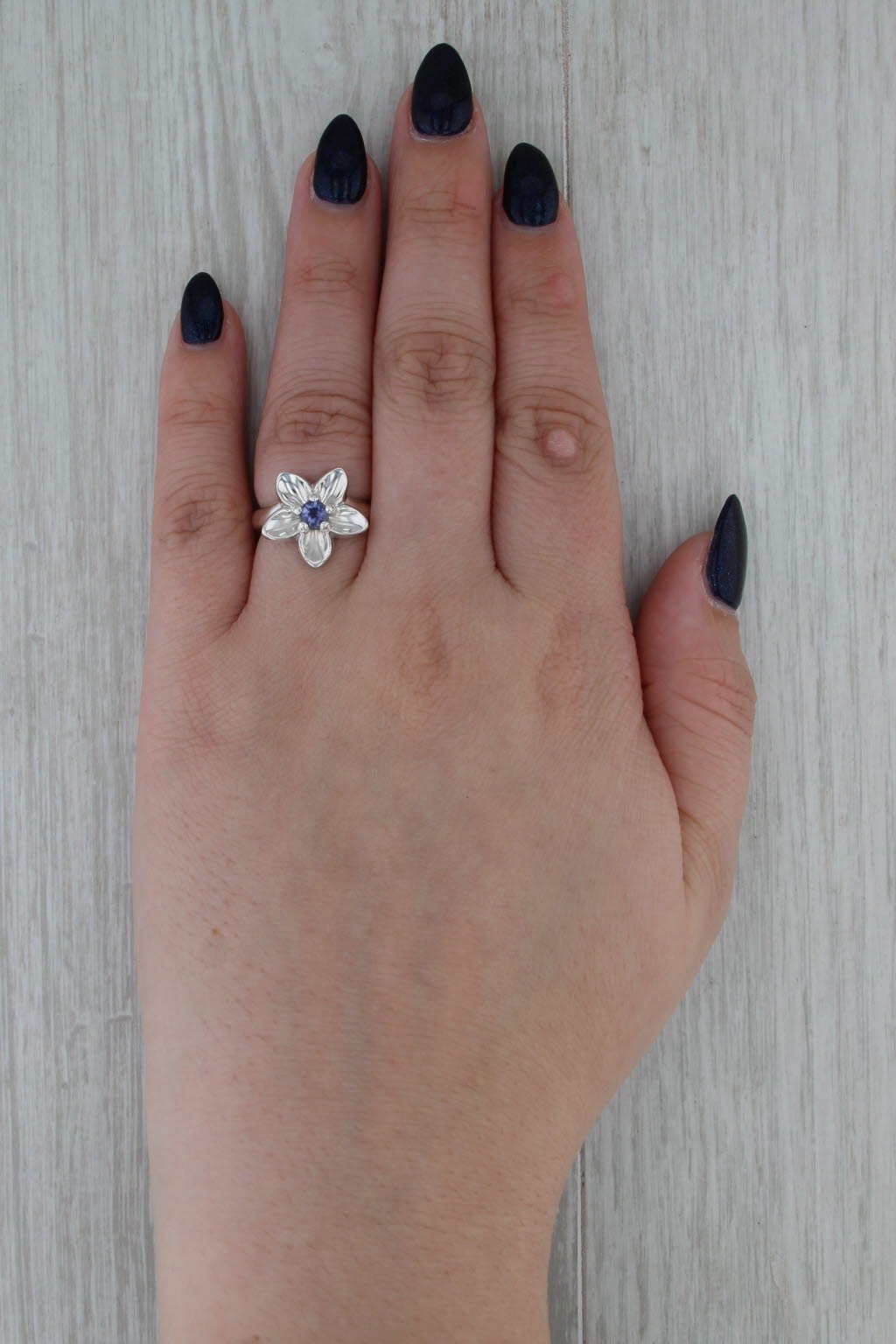 Tiffany & Co 0.20ct Iolite Solitaire Flower Ring Sterling Silver Size 6
