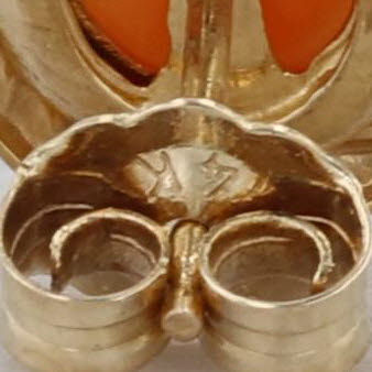 Vintage Carved Shell Cameo Stud Earrings 14k Yellow old Ornate Figural Studs