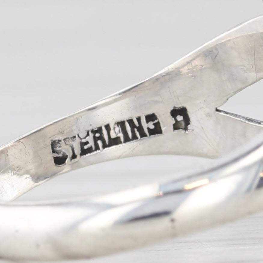 Light Gray Sarnia Collegiate Institute Signet Ring Sterling Silver Size 5.75