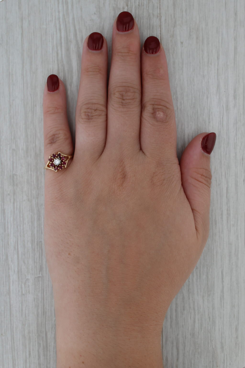 0.53ctw Garnet Diamond Flower Ring 14k Yellow Gold Size 5.5