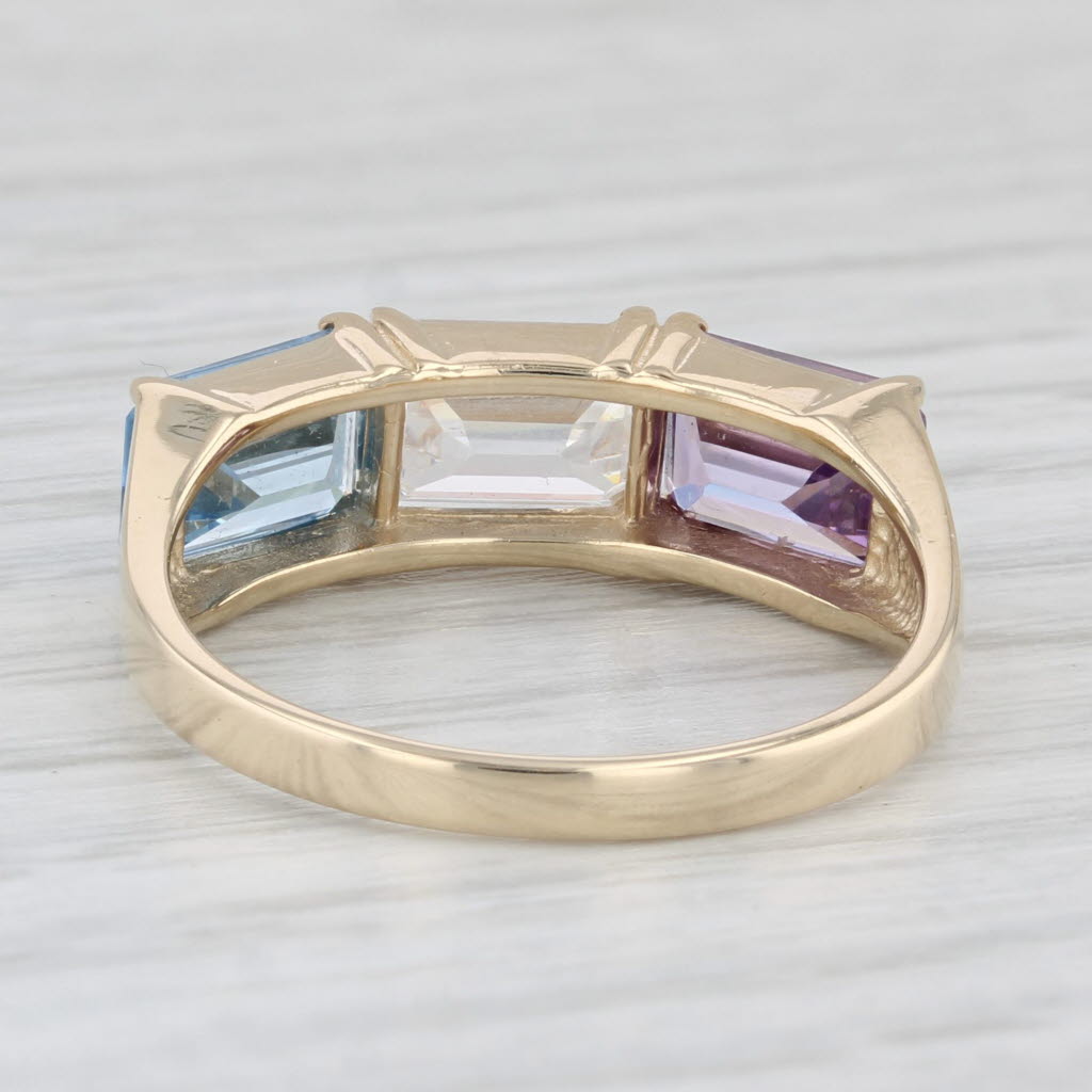Light Gray 3.20ctw Cubic Zirconia Ring 14k Yellow Gold 3-Stone Purple White Blue Size 7.75