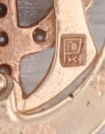 Tan Gamma Phi Beta Badge 10k Yellow Gold Sorority Pearls Synthetic Sapphire Pin