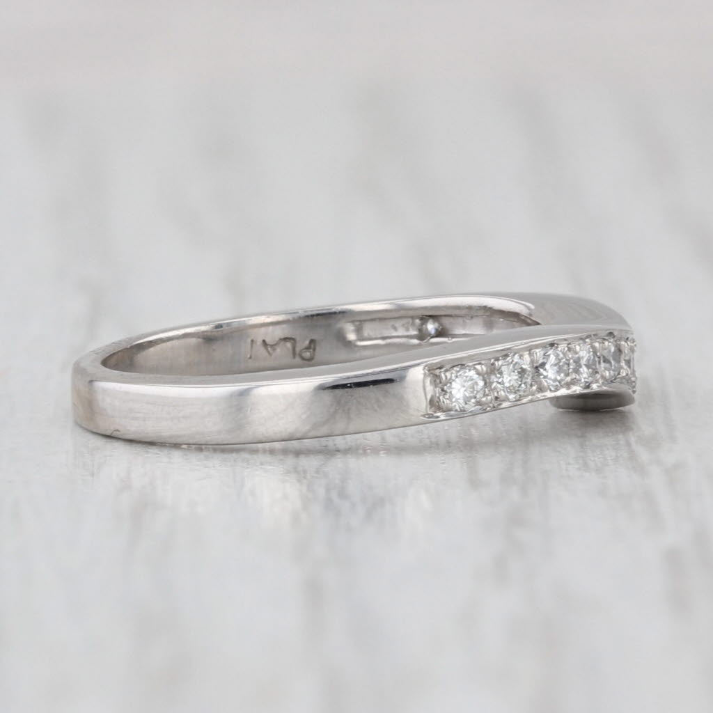 0.25ctw Contoured Diamond Wedding Band Platinum Size 5.25 Guard Anniversary Ring
