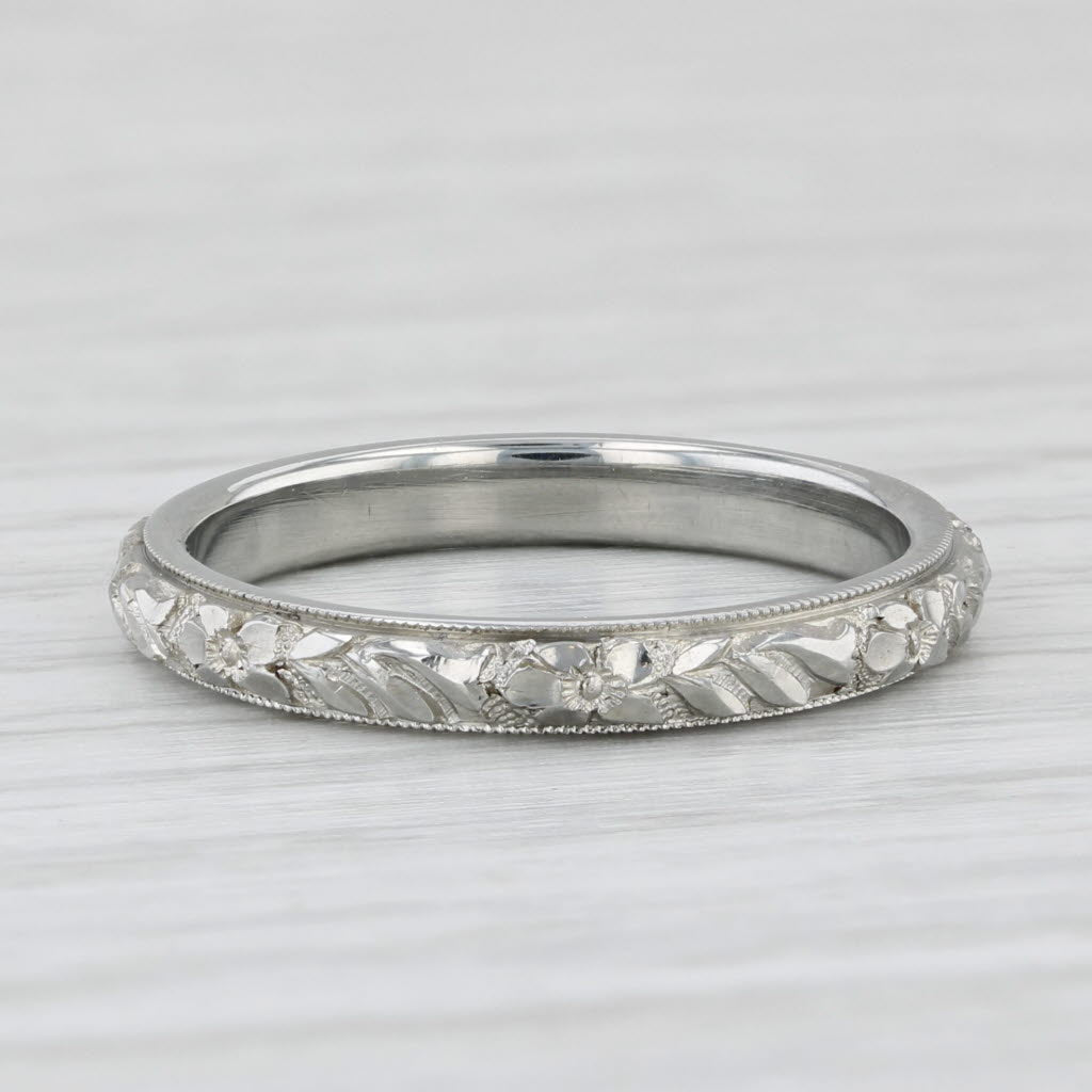 Light Gray Art Deco Floral Women's Wedding Band 18k White Gold Size 6.5 Stackable Ring