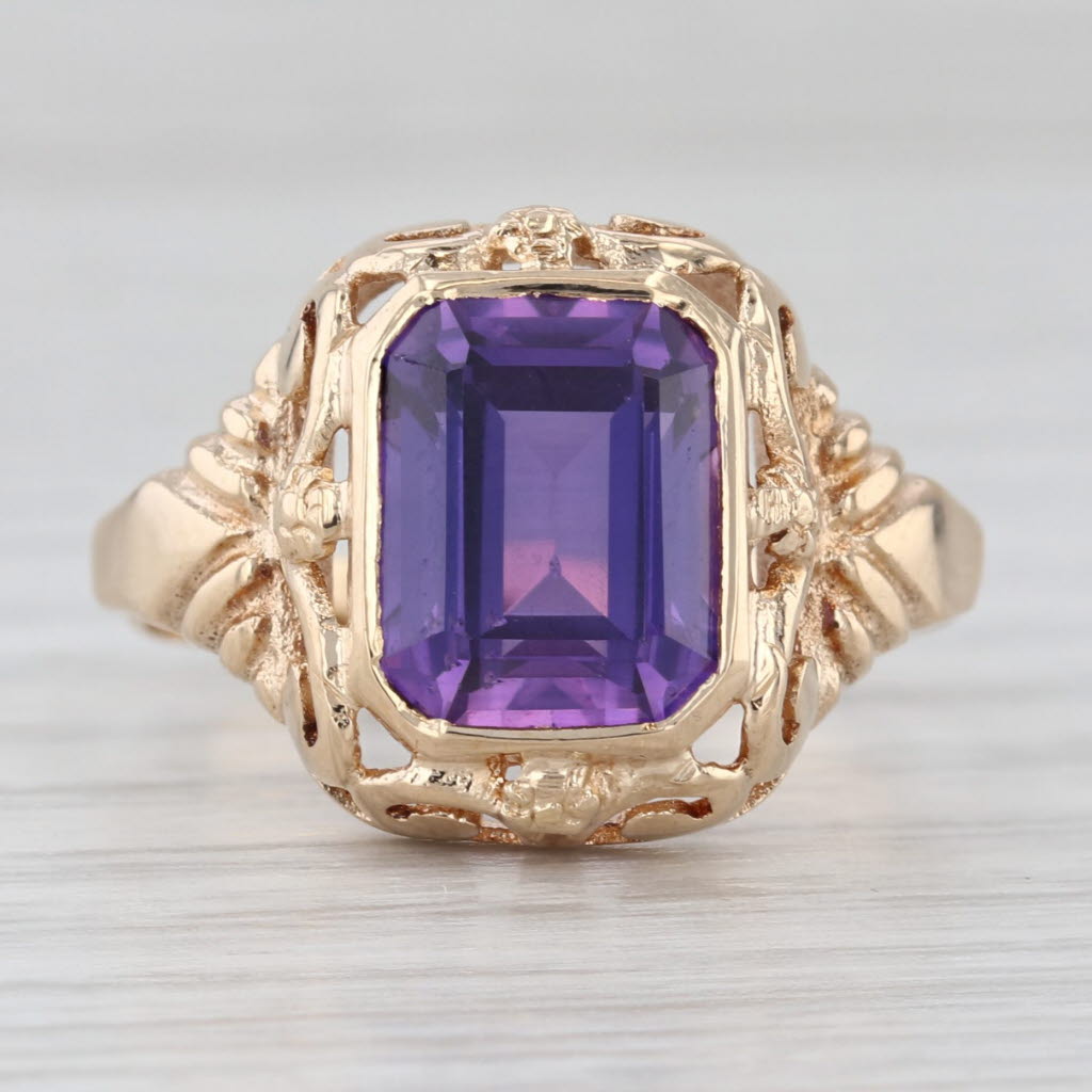 Light Gray Vintage 3.85ct Lab Created Purple Sapphire Ring 14k Yellow Gold Size 7.25 Floral