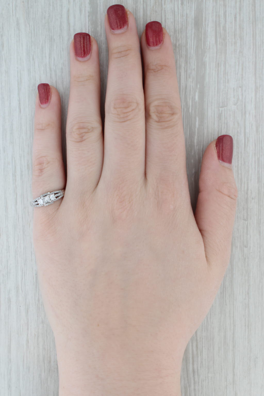 Gray 0.50ctw Diamond Princess Enamel Ring 10k White Gold Size 7