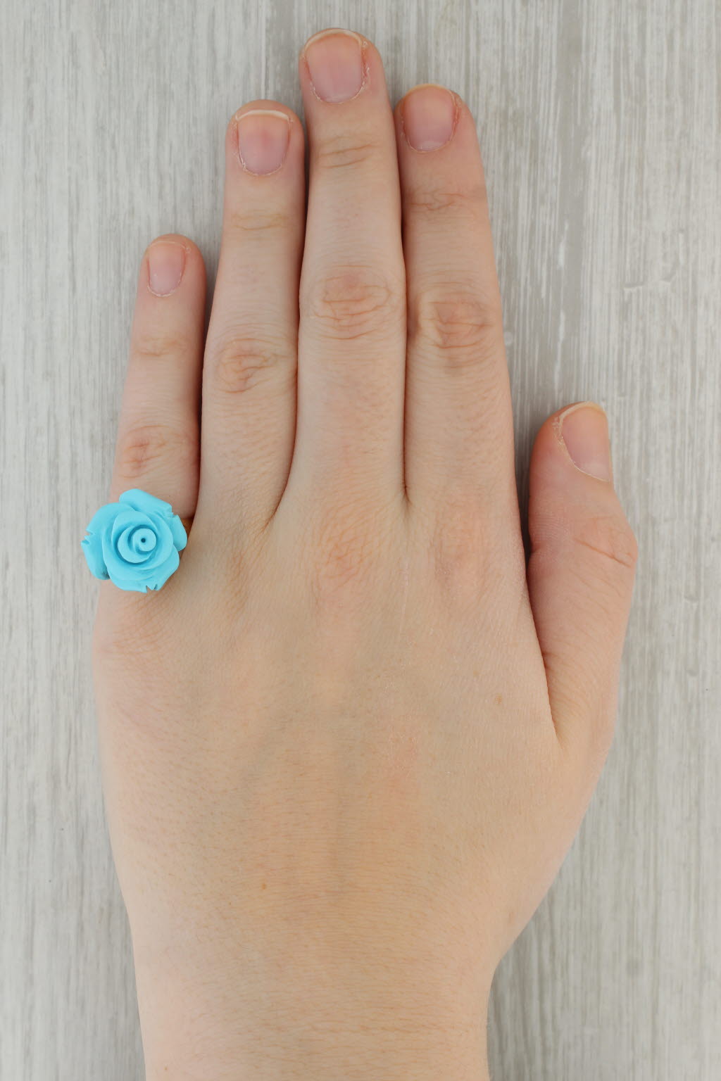 Dark Gray Imitation Carved Turquoise Flower Ring 14k Yellow Gold Size 7.5 Statement