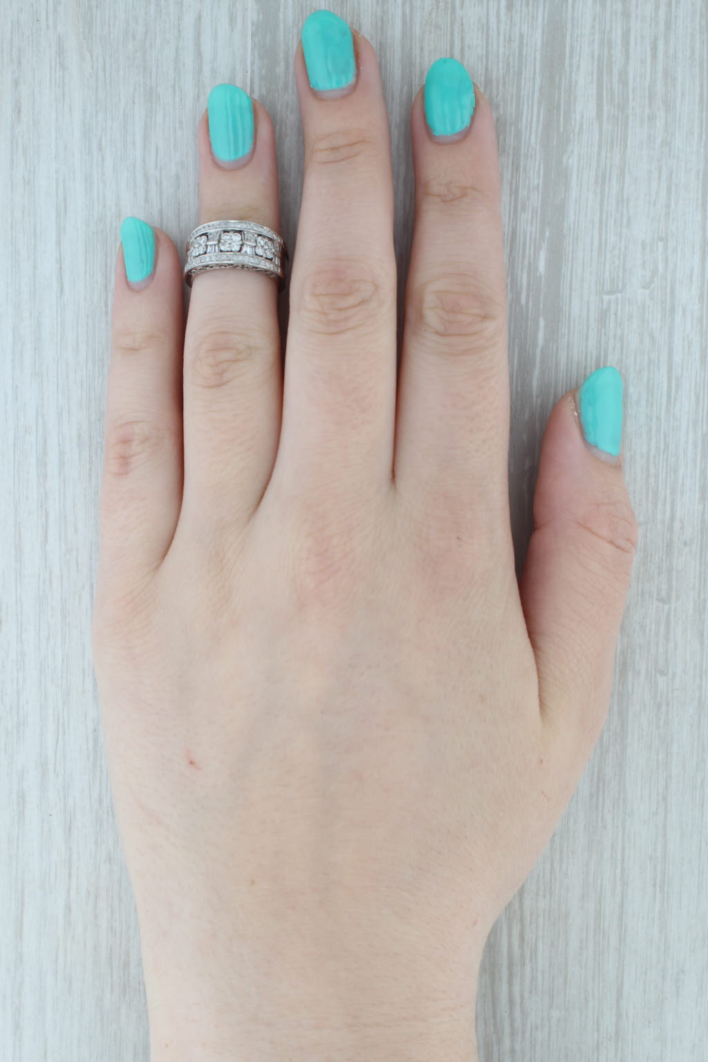 Gray 0.69ctw Diamond Flowers Ring 14k White Gold Size 5.25 Cocktail