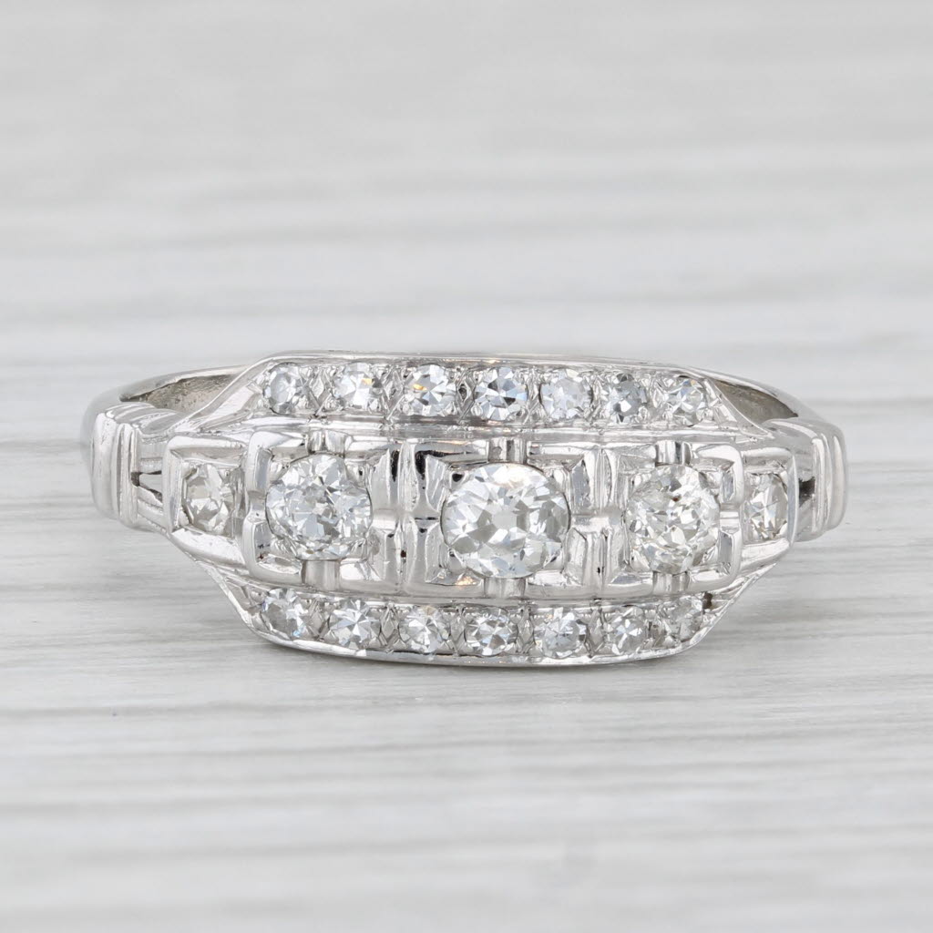 Light Gray Vintage 0.43ctw Diamond Ring 14k White Gold Size 8.5