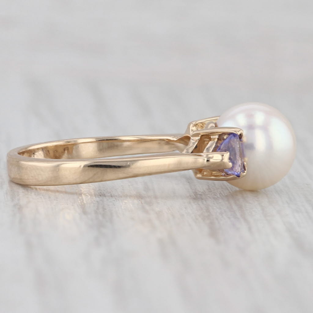 Light Gray 0.44ctw Tanzanite Cultured Pearl Ring 14k Yellow Gold Size Euro Shank Size 6.75
