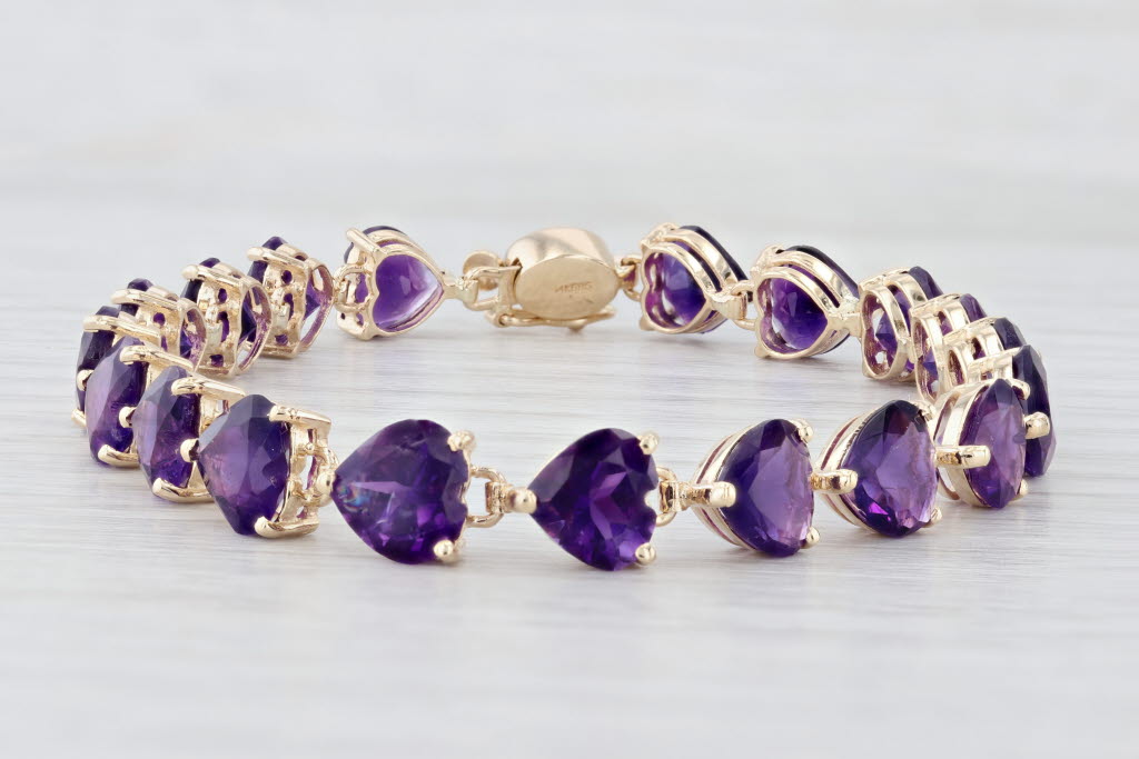 Light Gray 2ctw Amethyst Hearts Tennis Bracelet 14k Yellow Gold 6.75" 7.2mm