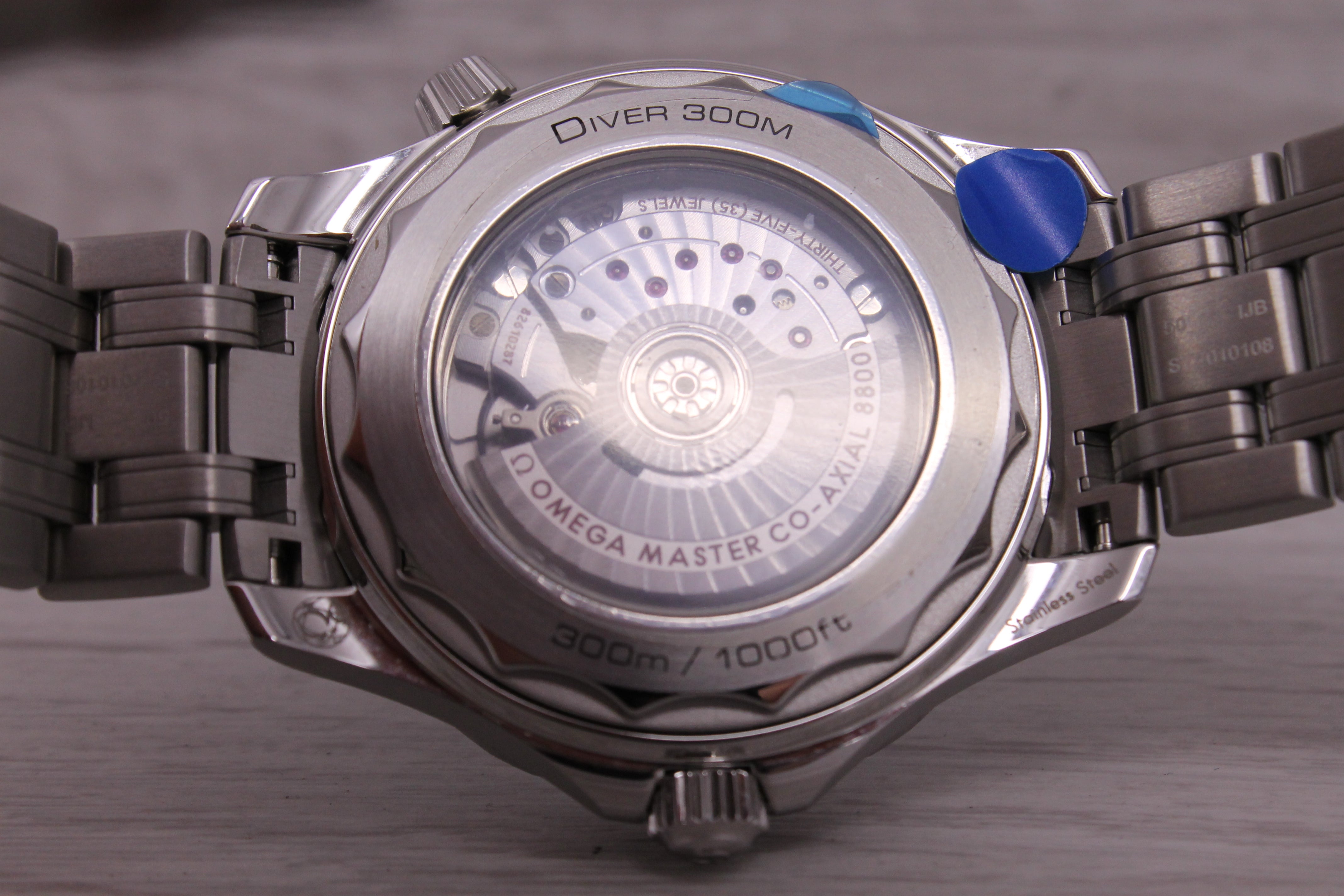 Dim Gray Omega Seamaster Pro 300m 42mm Steel Ceramic Diver Watch Master Co-Axial 8800 Box