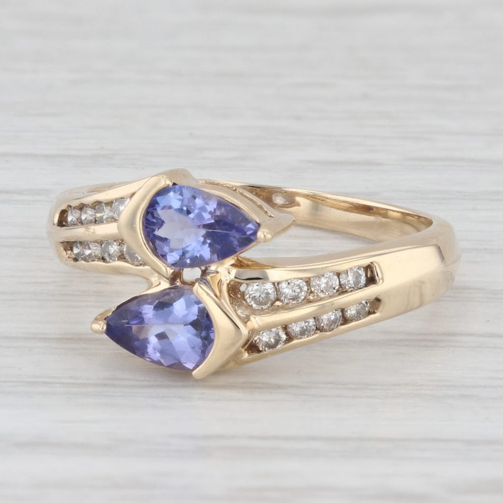 Light Gray 1.06ctw Pear Tanzanite Diamond Ring 14k Yellow Gold Size 7 Bypass