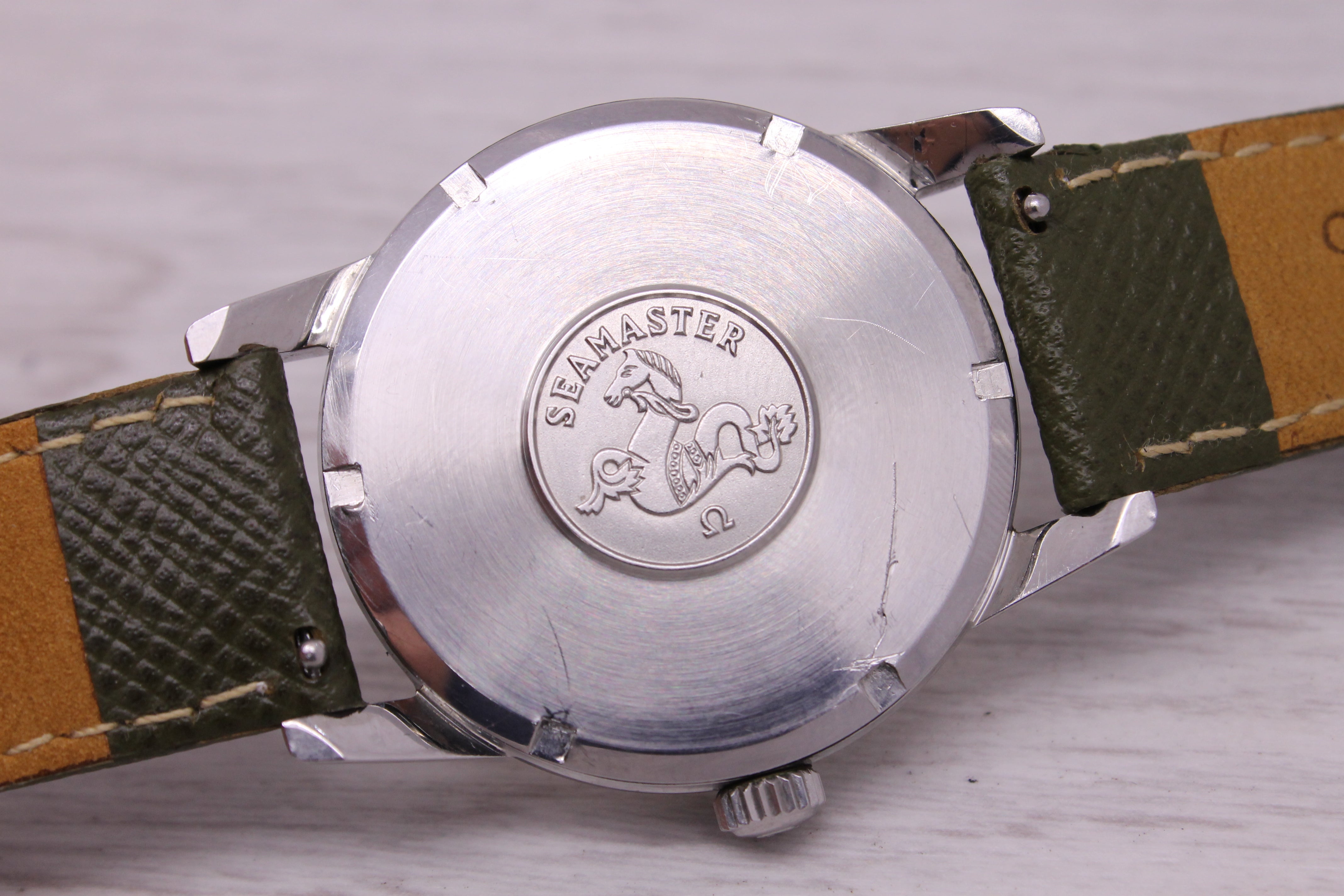 Gray Vintage c.1960 Omega Seamaster Mens 35mm Steel Manual Watch c.268 14389 CLEAN