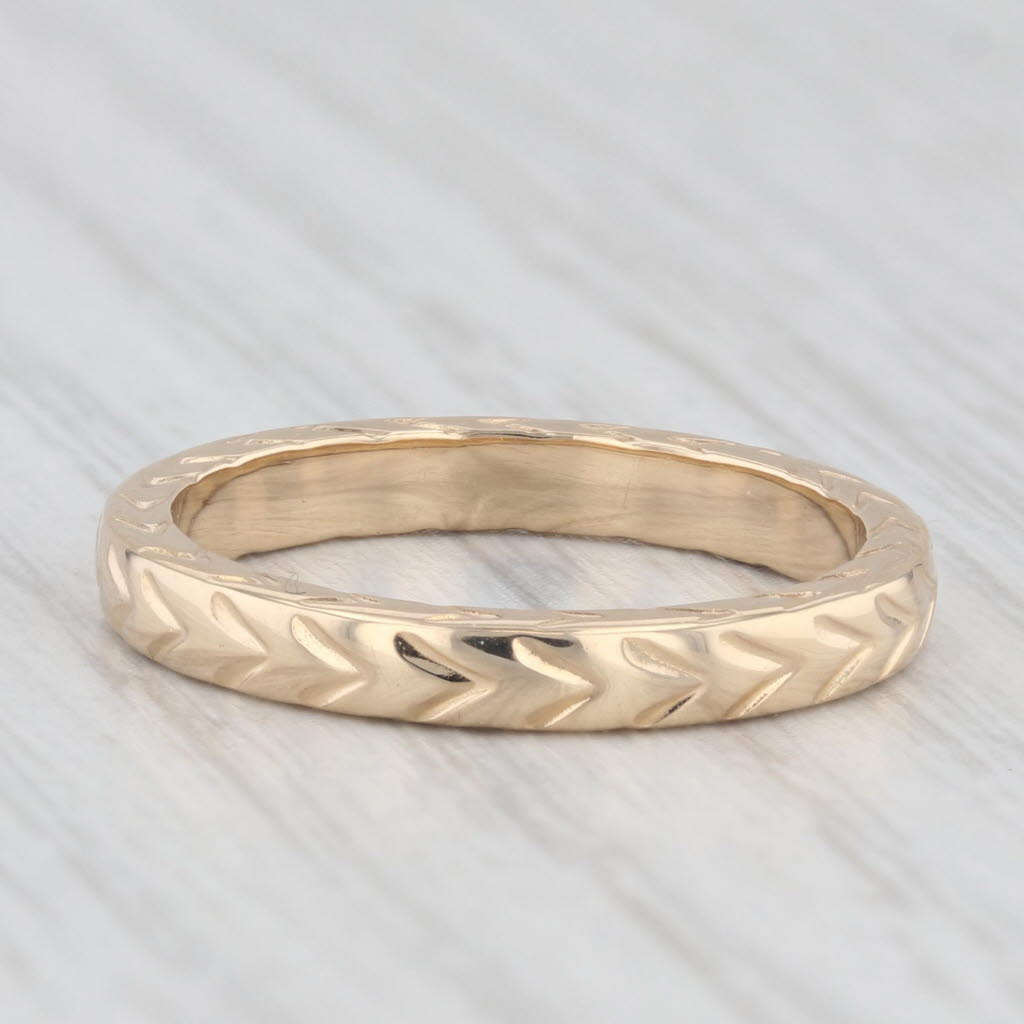 Light Gray Wheat Etched Ring 14k Yellow Gold Wedding Band Stackable Size 6