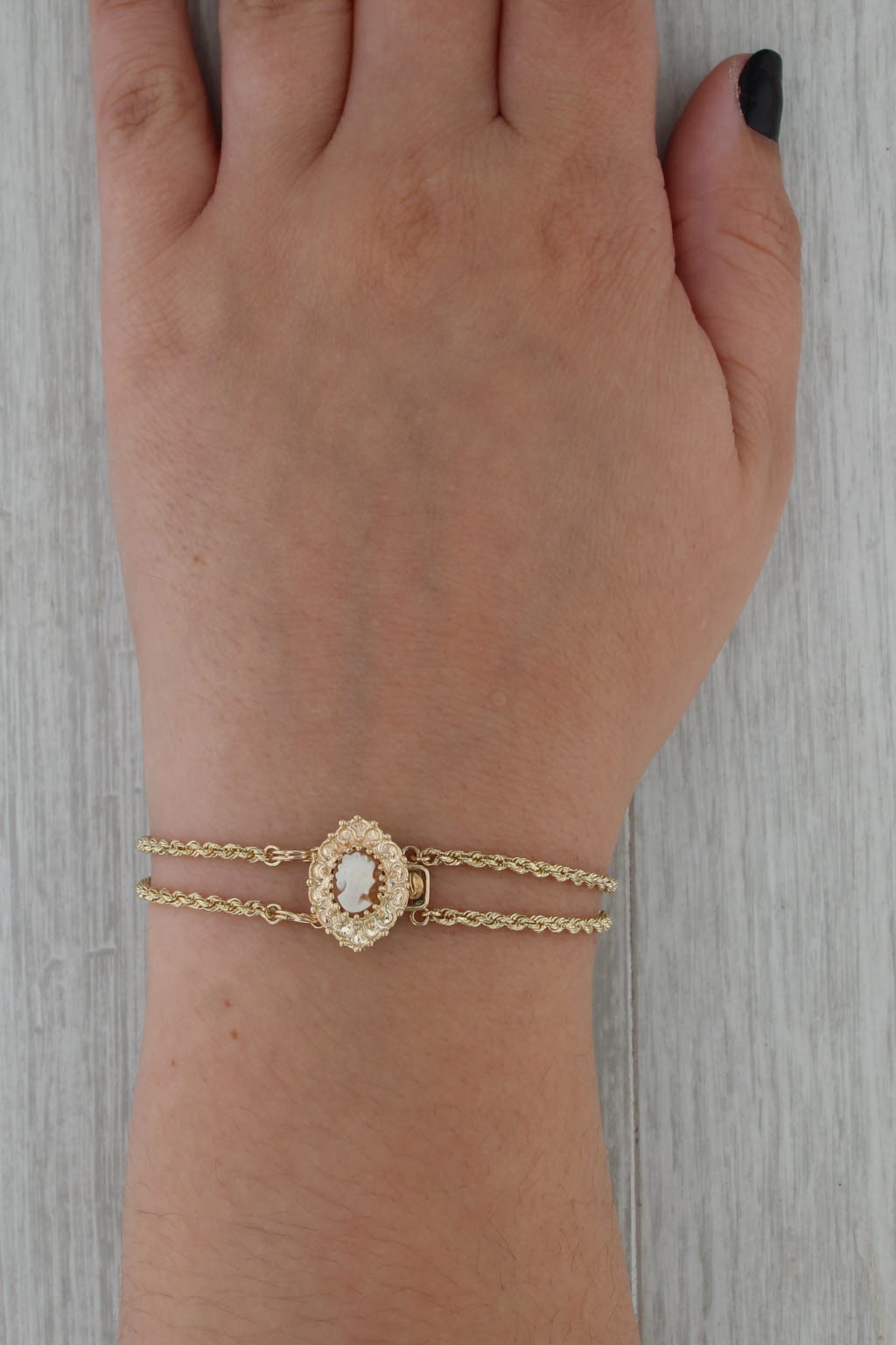 Richard Klein Carved Shell Cameo Slide Charm Bracelet 14k Gold 7" Rope Chain