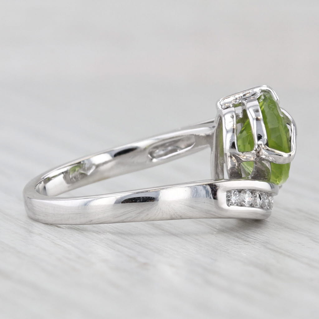 Light Gray 3.35ctw Pear Peridot Diamond Overlay Ring 14k White Gold Size 8.5 Bypass