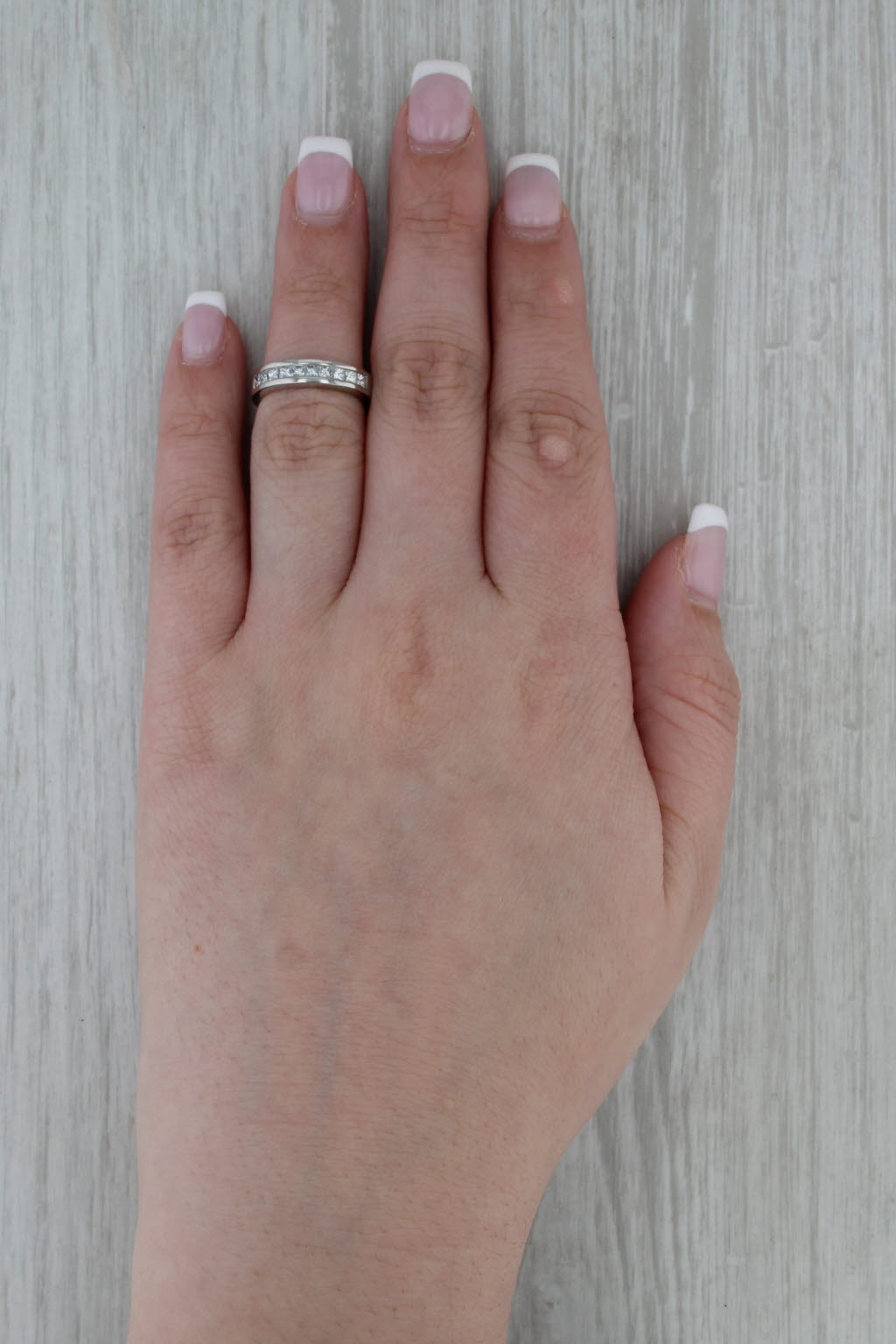 Shane & Co 0.50ctw Diamond Wedding Band Platinum Anniversary Stackable Ring