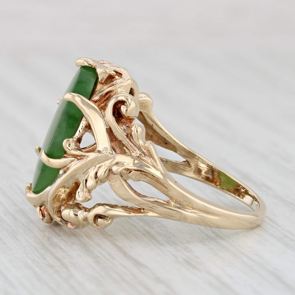 Light Gray Green Nephrite Jade Floral Ring 10k Yellow Gold Size 8.25 Oval Solitaire