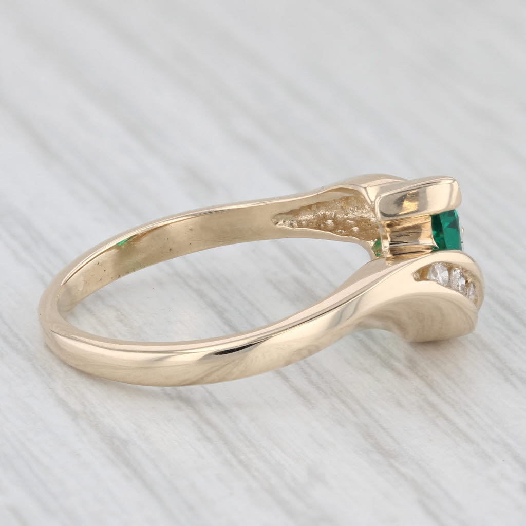 Light Gray 0.77ctw Pear Lab Created Emerald Diamond Ring 14k Yellow Gold Size 6.5