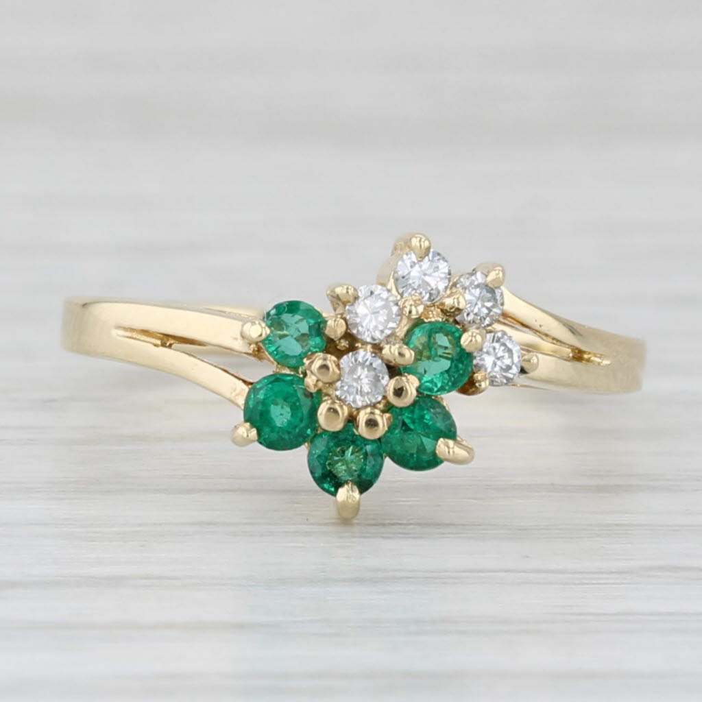 Light Gray 0.35ctw Emerald Diamond Flower Ring 14k Yellow Gold Size 6.75 Bypass